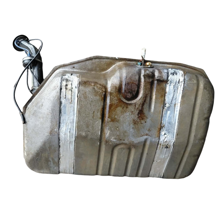 A305 - VR Holden Commodore Sedan - Fuel Tank w/ Filler Neck & Straps (IRS) - V6 AUTO LG2