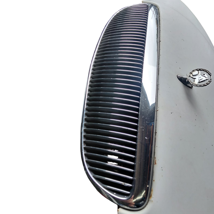 WH001 - WH Holden CAPRICE - Bonnet w/ Upper Grille & Heat Sheild - HERON WHITE #J073