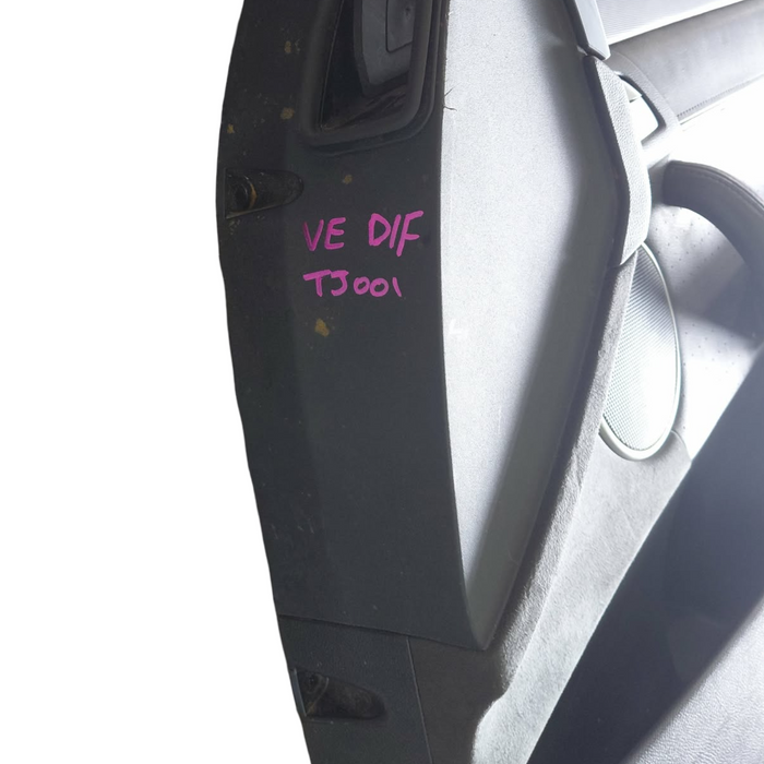 TJ001 - WM Holden Statesman - Leather Doorcard Driver's Front w/ Door Vent, Handle & Speaker Cover