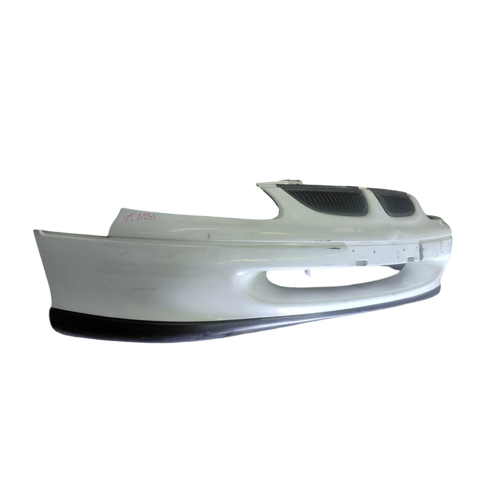 A231 - VT SERIES I Holden Commodore SEDAN - Front Bumper Bar w/ Upper Grille - HERON WHITE #J023
