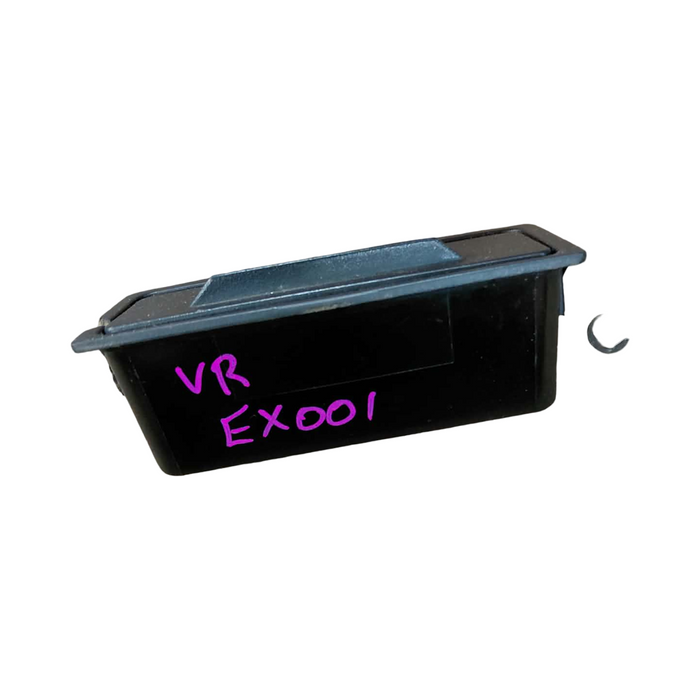 EX001 - VR Holden Commodore Wagon - Centre Console Ashtray