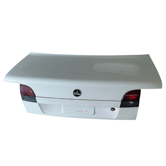 A306 - VR Holden Commodore Sedan - Bootlid w/ Inner Taillight's, Badge and painted Garnish - ALASKAN WHITE #J064