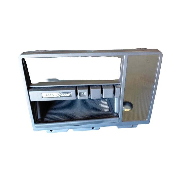 A257 - VS Holden Commodore SEDAN - Stereo Surround / Dash Trim - TRIM #15i