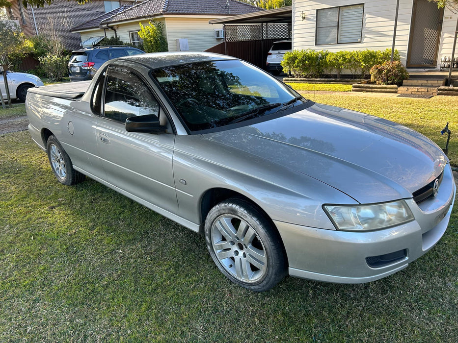 A225 - VZ Holden Commodore Utility (2007) - PCV / Vacuum Pump Hose V6 AUTO LEO