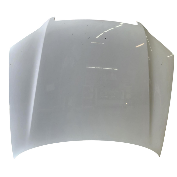A279 - VE SV6 Holden Commodore - Bonnet - HERON WHITE #679F
