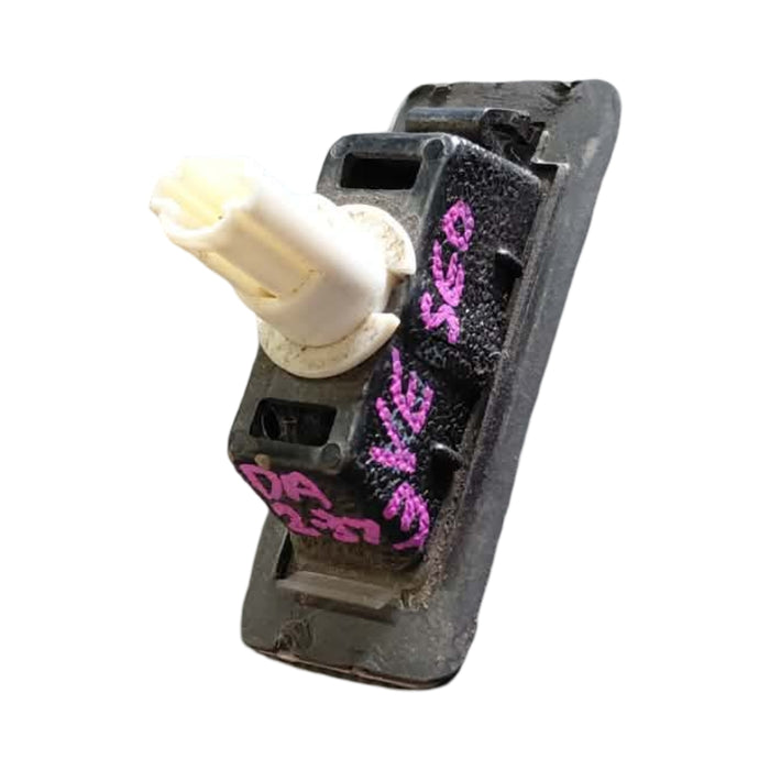 DA2-373 - VE Holden Commodore Sedan - Number Plate Light Housing - Passenger's Side