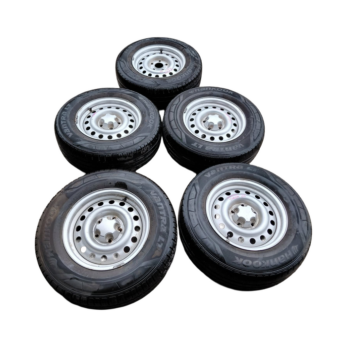 A303 - VZ Holden ONE TONNER Utility - 7"JJ Wheels 15" (Set of 5) with Centre Caps 225/70R15C