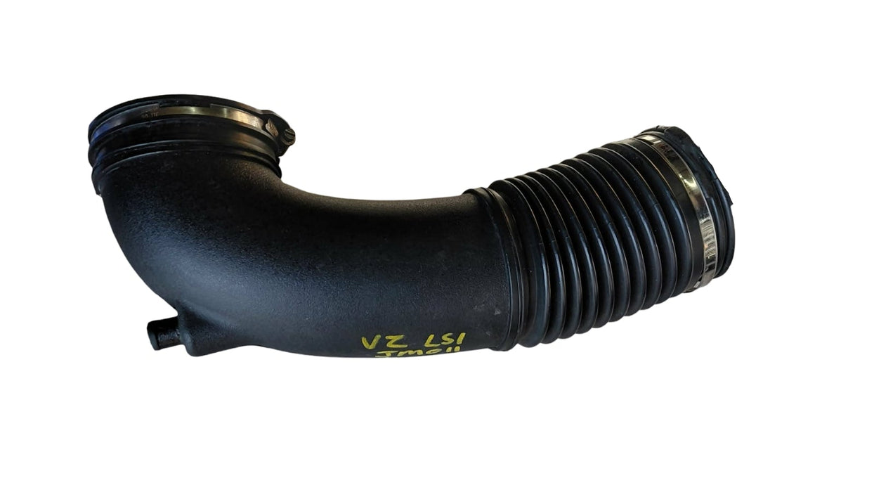 JM011 - VZ SS Holden Crewman - V8 LS1 Air Intake Pipe