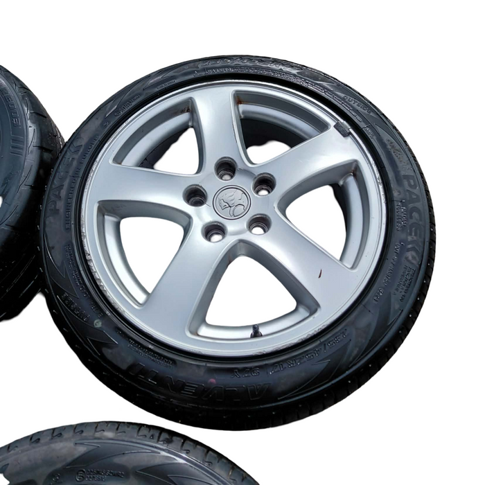 A304 - VZ Holden Commodore SEDAN - Wheel / Tyre 17" (4pc SET) 235 / 45ZR17