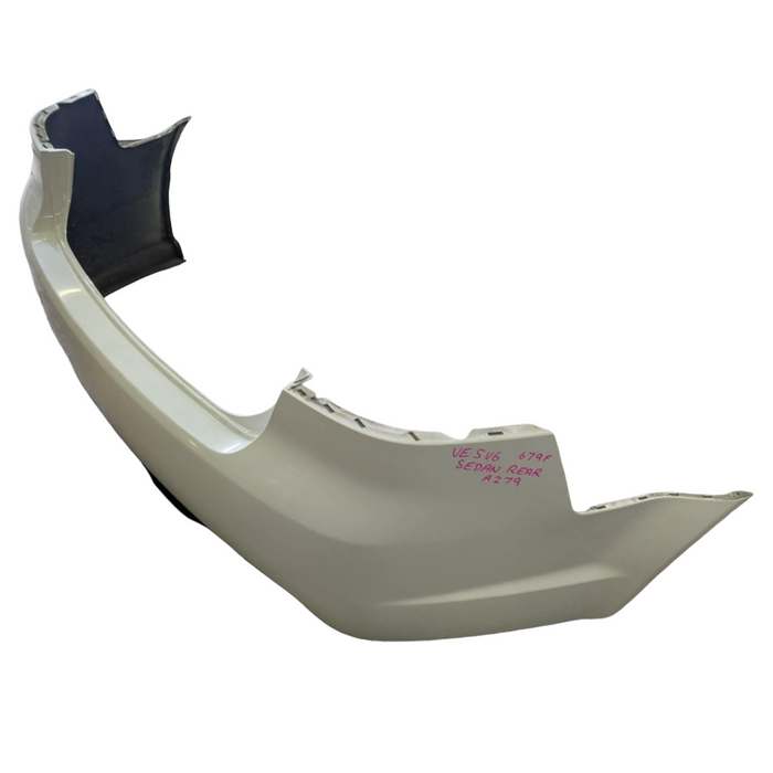A279 - VE SV6 Holden Commodore Sedan - Rear Bar - HERON WHITE #679F