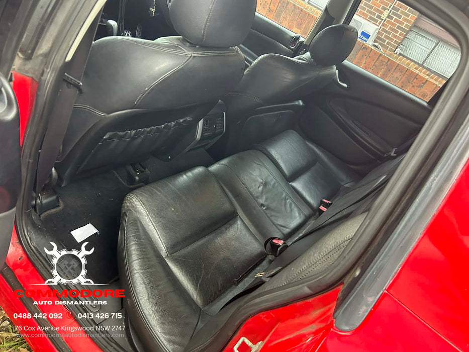 vycrew - VY / VZ Holden Crewman - Leather Rear Seat