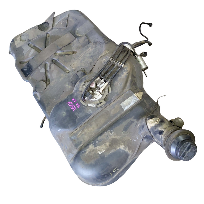 A289 - VX Holden Commodore  Sedan  V6 Auto - Fuel Tank with Fuel Sender