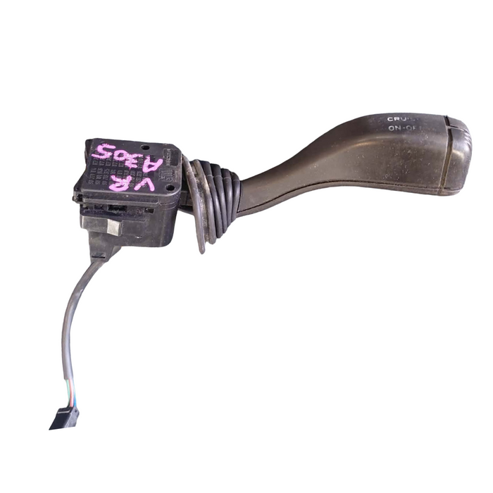 A305 - VR Holden Commodore SEDAN - Blinker Stalk w/ Cruise Control