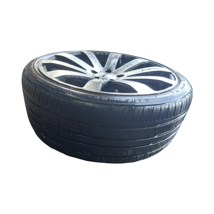 A279 - VE SV6 Holden Commodore - 20" Venerdi Cosmic Wheel/Tyres  (SET of 4)