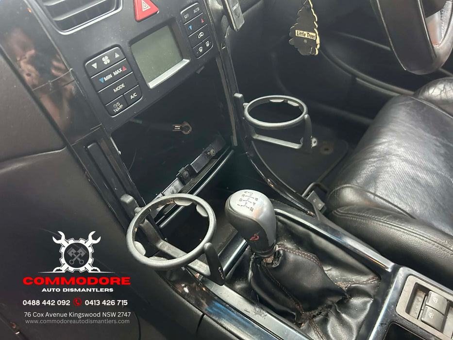 vycrew - VT, VX, VU, VY, VZ Holden Commodore V8 LS1 - T56 Manual Transmission and Clutch