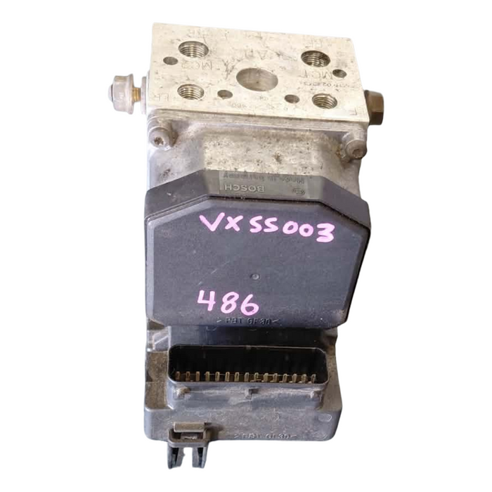 VXSS003 - VX SS Holden Commodore - V8 AUTO ABS Module (BOSCH) P/N: 027004486