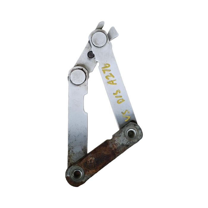 A276 - VS HOLDEN COMMODORE SEDAN - Bonnet Hinge (DRIVER'S)