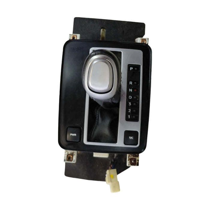 JM012 - WK Holden Statesman - Automatic Gear Shifter w/ Power & Traction Control Buttons - BLACK/SILVER
