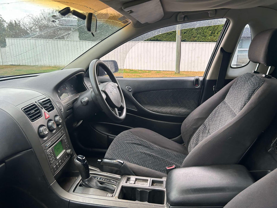 A225 - VZ Holden Commodore Utility - Driver's Side Sunvisor w/ Vanity Mirror - TRIM #61i
