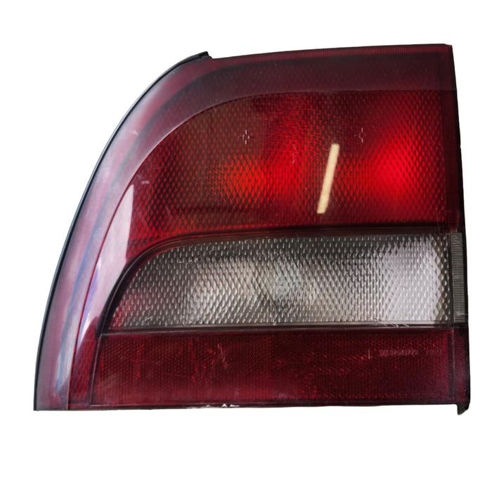 A283 - VS Holden Statesman - Taillight - PASSENGERS SIDE