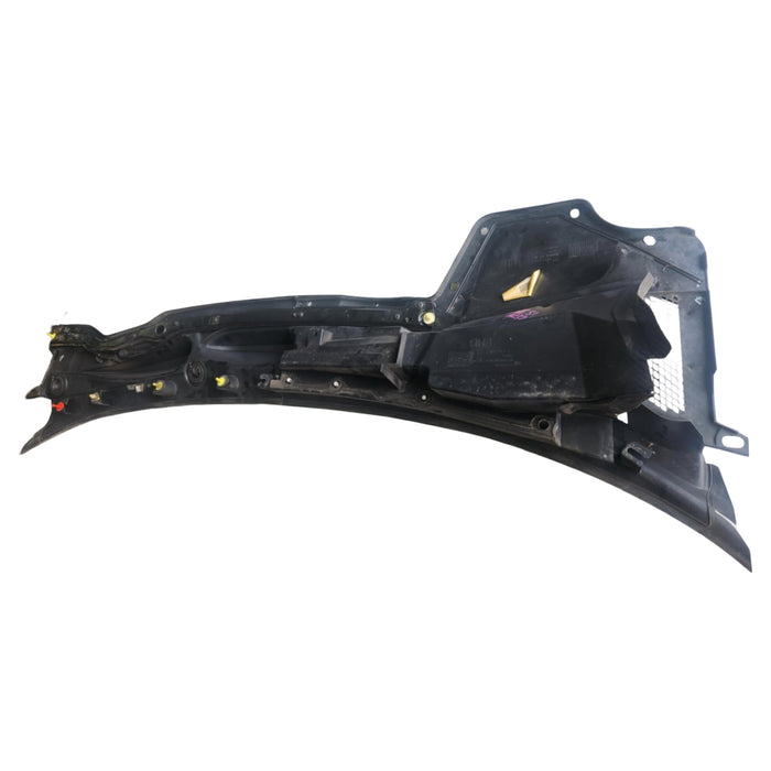 A237 - VE HOLDEN COMMODORE SV6 SERIES I  - Wiper Cowl