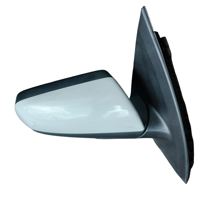 A288 - WM Holden Caprice V - Driver's Side Mirror with anti fog - HERON WHITE #679F