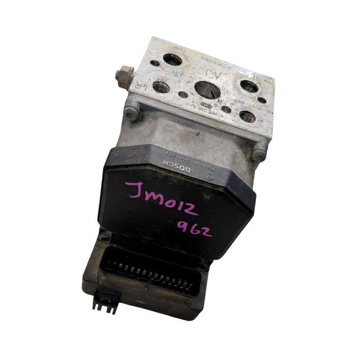 JM012 - WK Holden Statesman - ABS Module CODE: 962 - V8 LS1