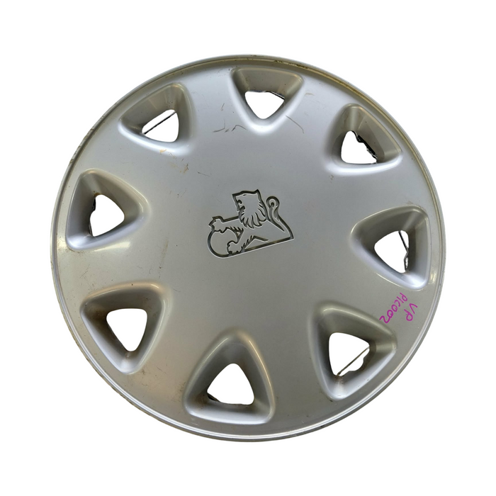 PIC002 - VN/VP Holden Commodore - "LION" Hub Cap Genuine