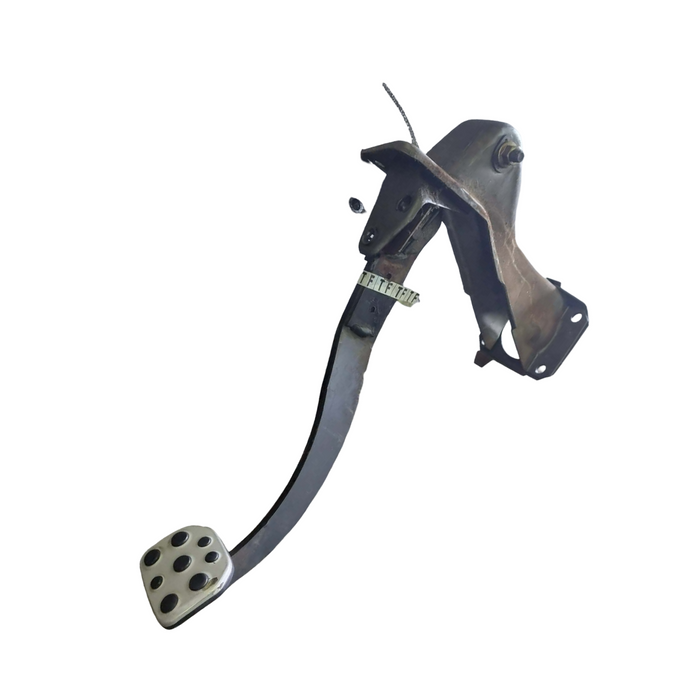 myr001 - VY SS Holden Commodore V8 LS1 - Clutch Pedal