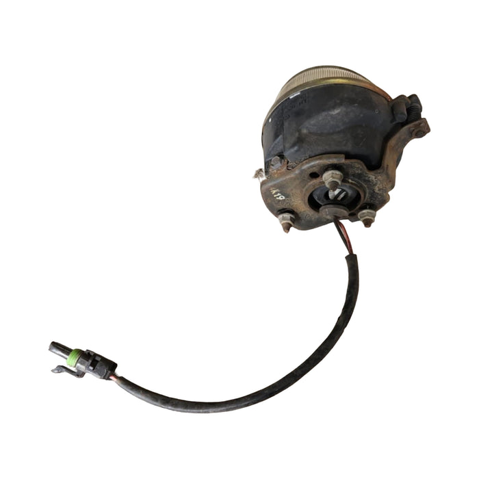 A268 - VZ HOLDEN CALAIS SEDAN - Fog Light (DRIVER'S)