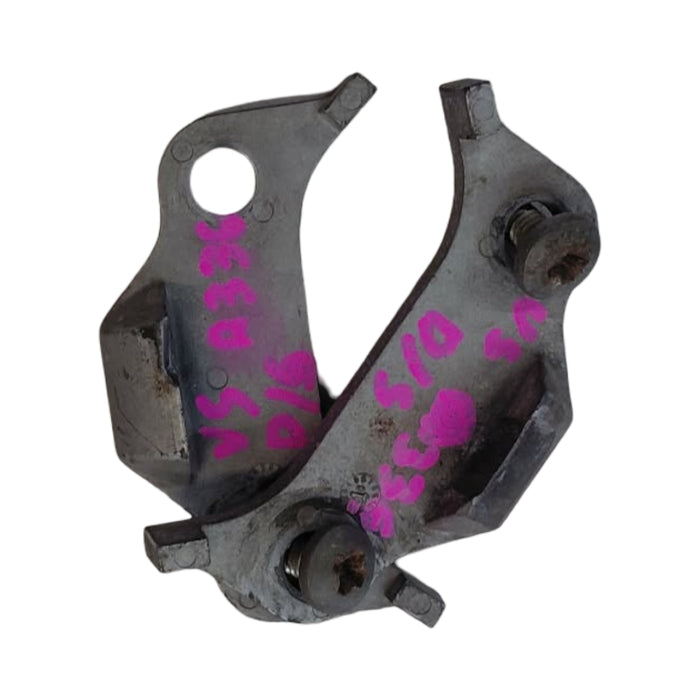 A336 - VS Holden Commodore SIII Utility - Tailgate Latch