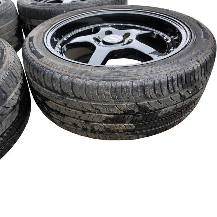 A284 - VE Holden Commodore Ute - Wheels/Tyres 18" - SET of 4