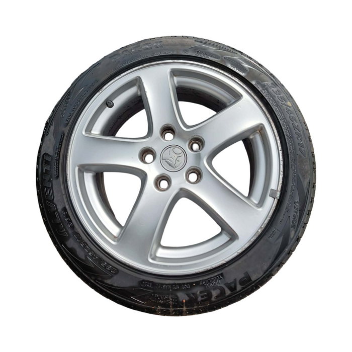 A304 - VZ Holden Commodore SEDAN - Wheel / Tyre 17" (4pc SET) 235 / 45ZR17