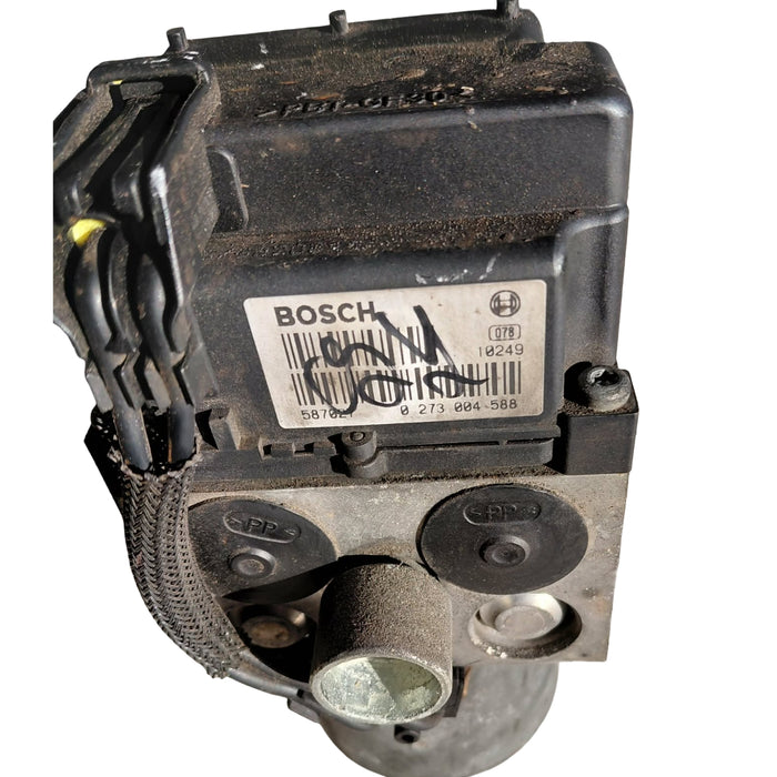 JM011 - VZ SS Holden Crewman - ABS Module V8 LS1 - CODE: 588