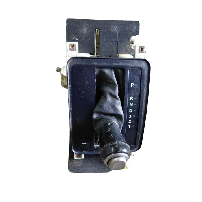 CREW001 - VZ SS Holden Crewman - Automatic Gear Shifter w/ PWR Button - BLACK