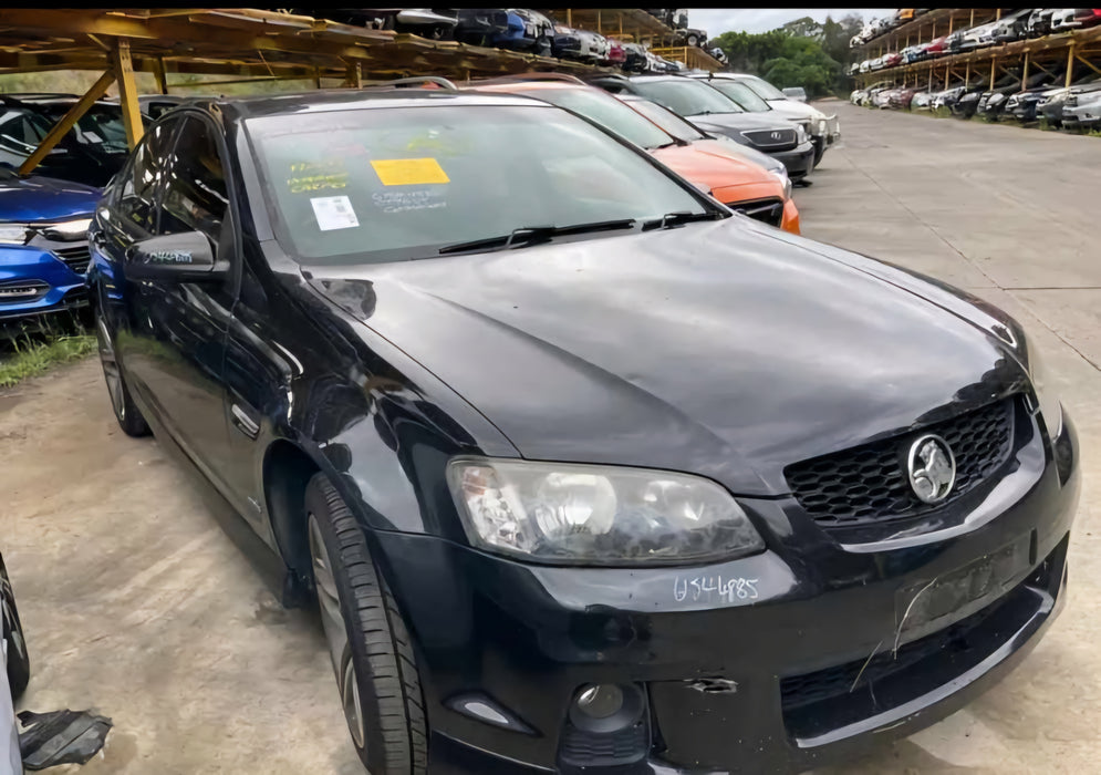 A207 - VE HOLDEN COMMODORE Sedan - Fuel Flap PHANTOM BLACK #690F