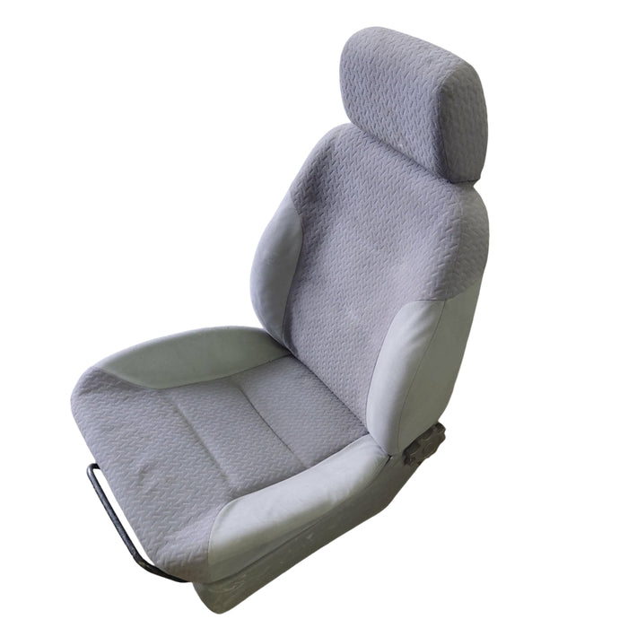 A256 - VS Holden Commodore Wagon - Passenger Front Seat (Light Grey / Cloth)