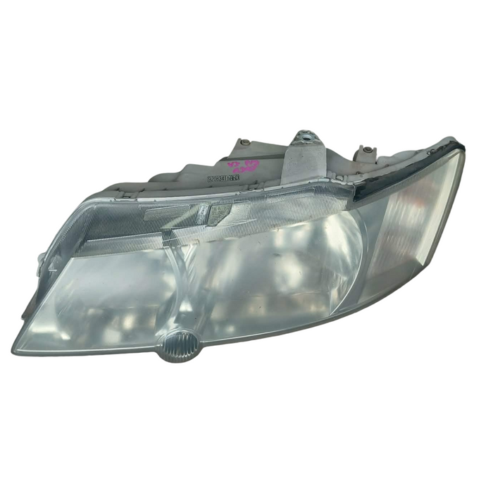 a297 - VY Holden Commodore S-Pack V6 - PASSENGER SIDE Headlight