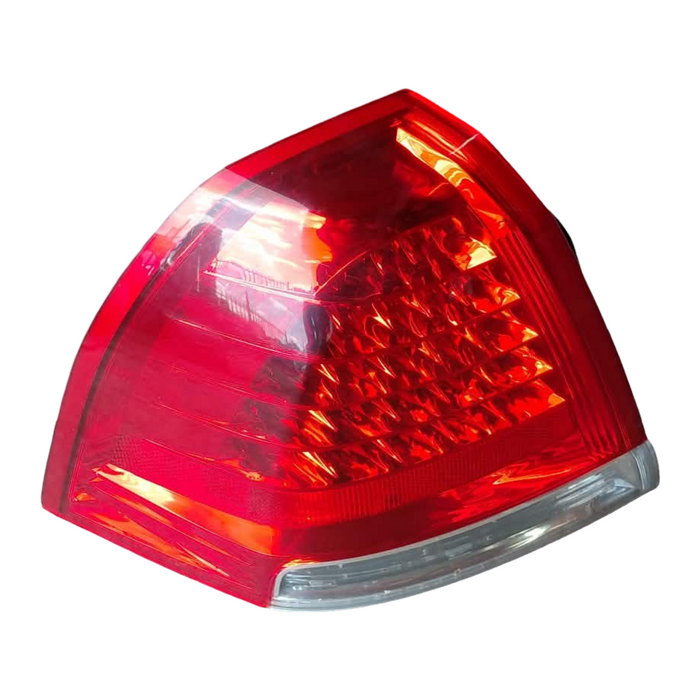 A288 - WM / WN Holden Caprice V - Passenger's Side Taillight GENUINE
