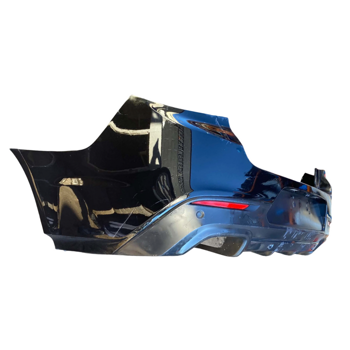 Da2111 - VF Holden Calais V Sedan - Rear Bar w/ Reflectors - Phantom Black #790F