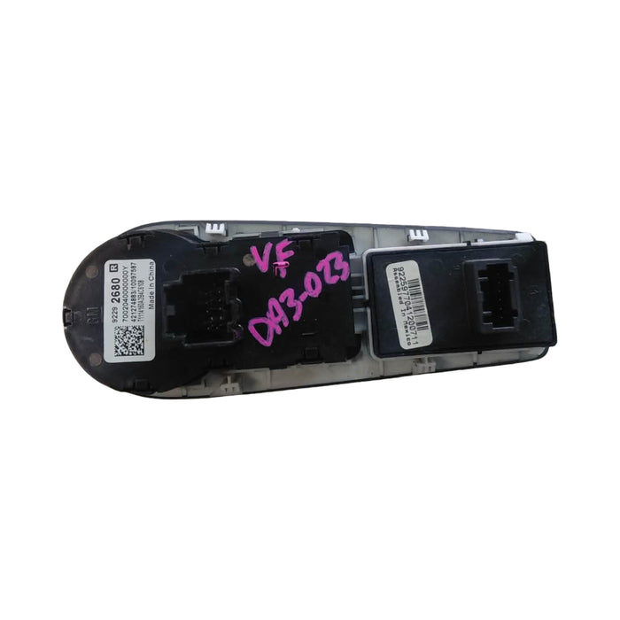 da3-023 VF Holden Commodore - Headlight Switch with HUD Switch Part #9229680