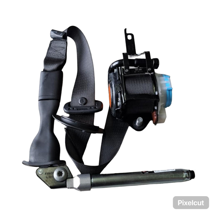 A107 - ZB HOLDEN COMMODORE - Seatbelt (DRIVER'S FRONT)