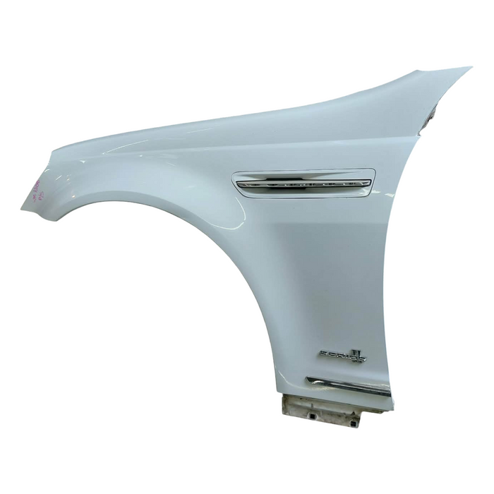A288 - WM/WN Holden Caprice V - Front Guard with Badge and Guard Blinker - PASSENGERS SIDE - HERON WHITE #679F