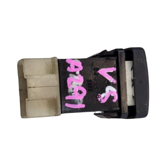 A291 - VS HOLDEN COMMODORE WAGON - Hazard Switch