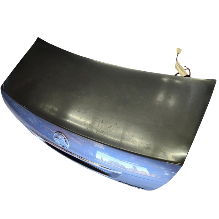 A246 - VE SERIES I HOLDEN CALAIS V SEDAN - Bootlid with Badges and Garnish - EVOKE MICA METALIC #354N