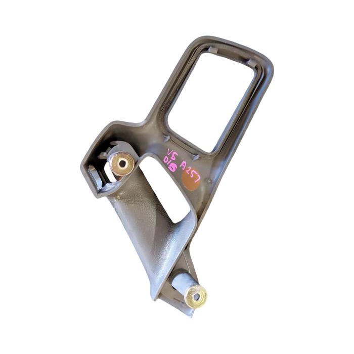 A257 - VS Holden Commodore SEDAN - Internal Door Pull Handle Driver's Front - TRIM #15i