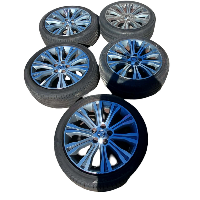 A296 - VF Holden Calais Sedan - Set of 5 Genuine Holden Calais 19" Wheels 245/40 R19