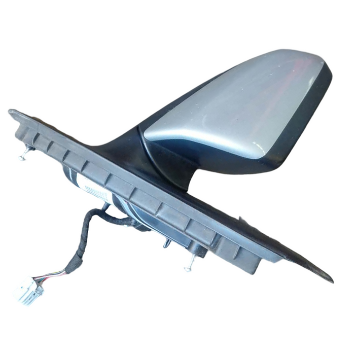A298 - VF Holden Commodore Sedan - Driver's Side Mirror - NITRATE SILVER #636R