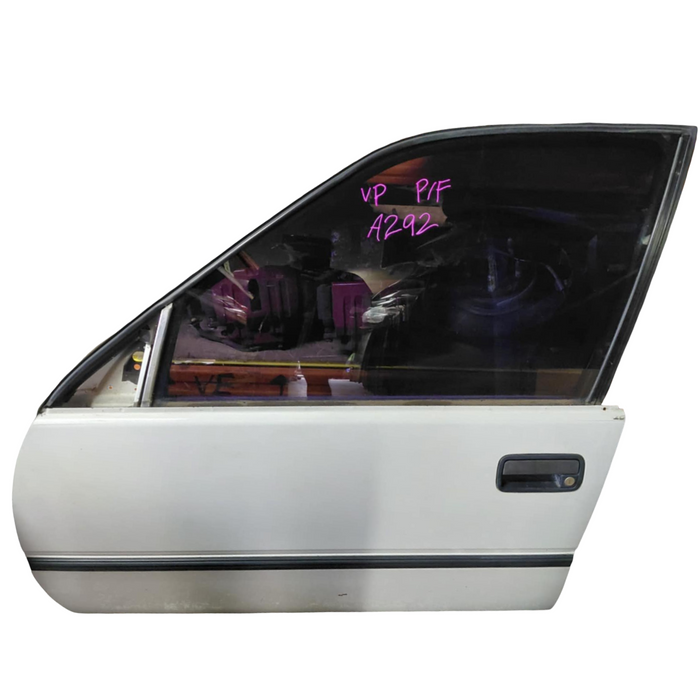 A292 - VP Holden Commodore SEDAN - Door Passengers Front - ALASKIN WHITE #J064 MANUAL WINDOW REG