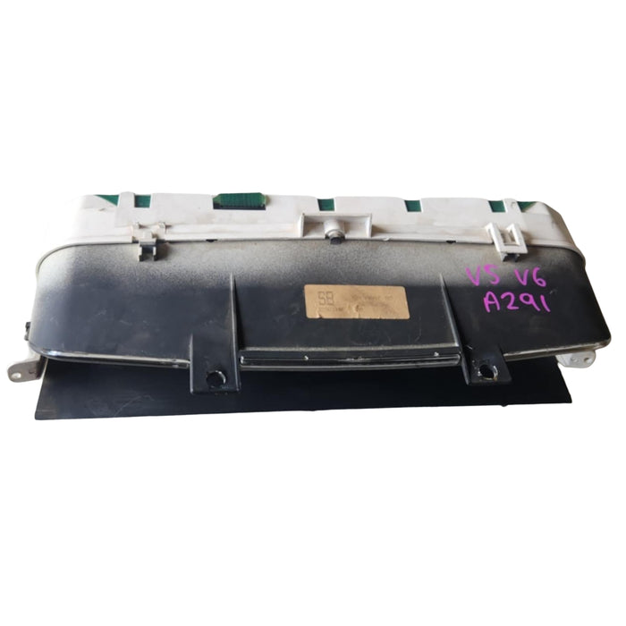 A291 - VS HOLDEN COMMODORE WAGON - Cluster V6 AUTO - 169, 548kms